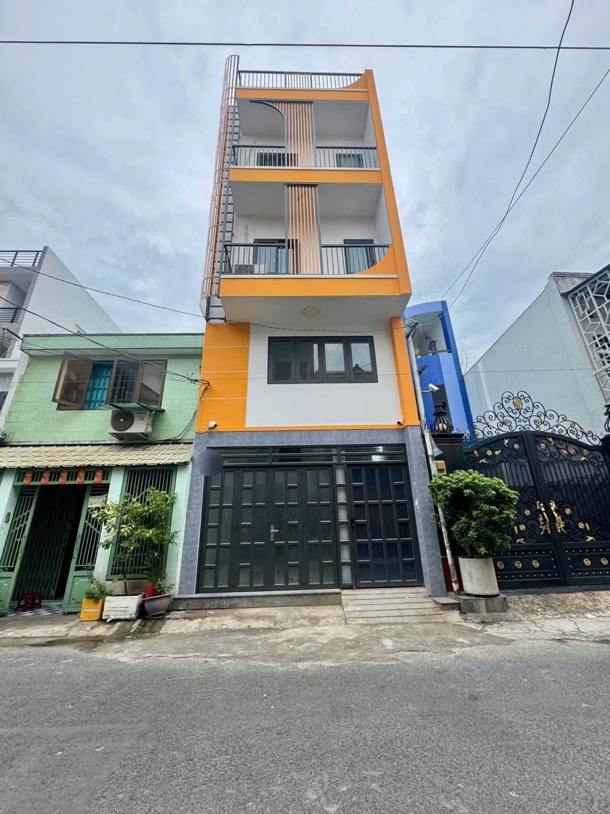 Bán nhà 5 tầng thang máy 150m² hẻm 8m đường Trịnh Đình Trọng, Tân Phú, 17,7 tỷ - Ảnh 1