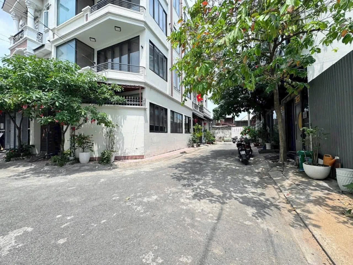 Bán nhà góc 2 mặt tiền có thang máy 72m2, 5PN, gần Quốc Lộ 13, Hiệp Bình, Thủ Đức - Ảnh thu nhỏ 3
