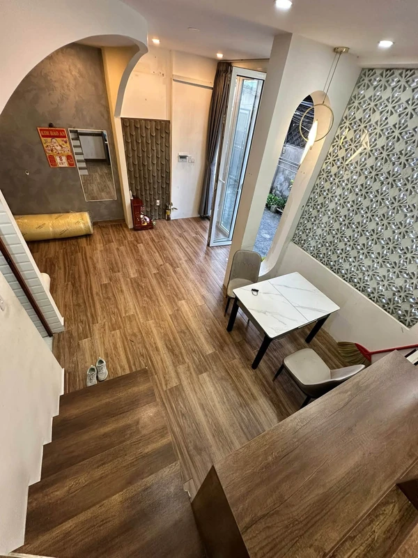 Cho thuê mặt bằng kết hợp nhà ở 30m2 sát Lotte NVL