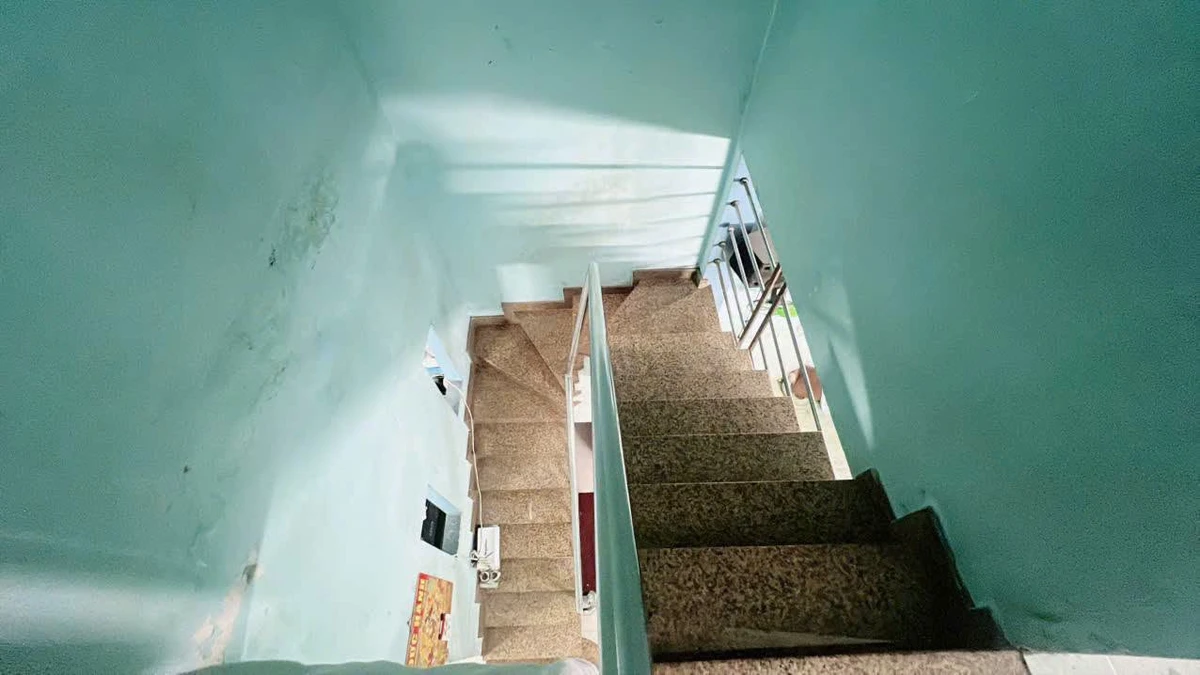 Bán nhà 2 tầng 56m² Quận 4, Hồ Chí Minh 6.3 tỷ - Ảnh thu nhỏ 4