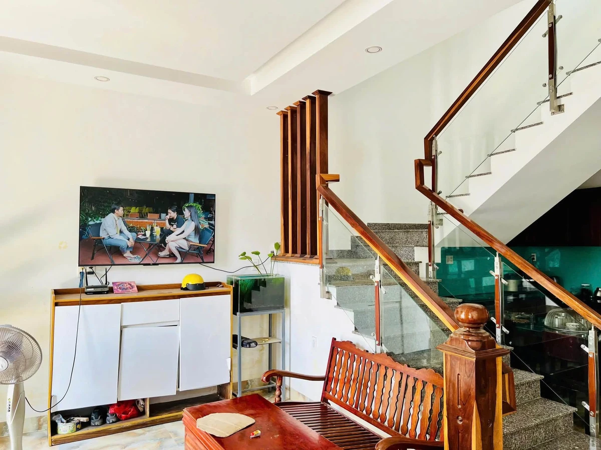 Bán nhà 3 tầng 204m2 sân vườn Diên Phú Nha Trang 2.4 tỷ - Ảnh thu nhỏ 4