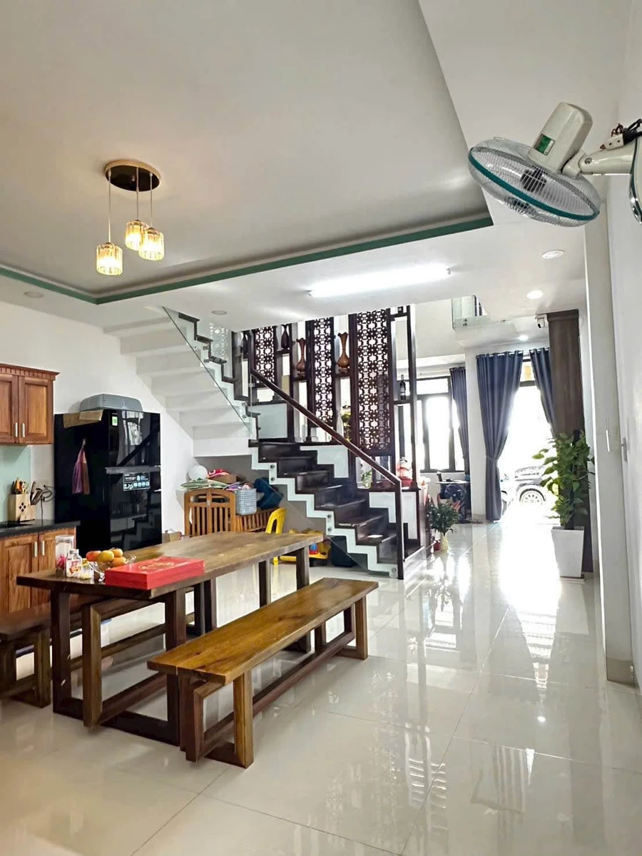 Bán nhà 220m2 thổ cư 100%, 3 phòng ngủ, full nội thất gần Đồi Hoàng Hôn, Buôn Ma Thuột - Ảnh thu nhỏ 5