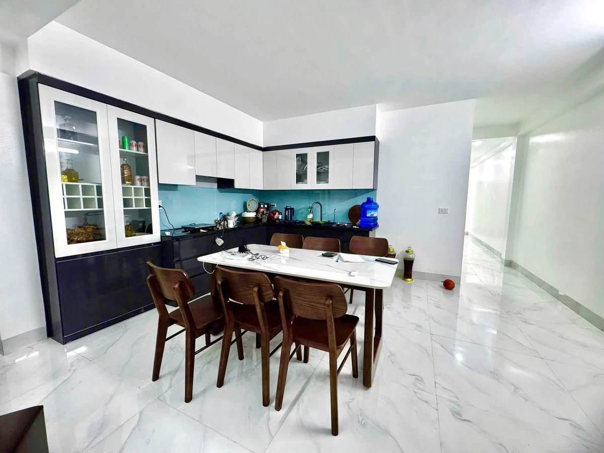 Bán nhà C4 gác lửng 100m² Vương Thừa Vũ 2 tỷ 2 - Ảnh thu nhỏ 3