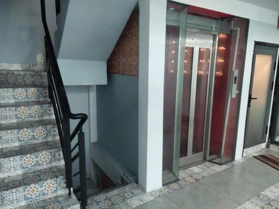 Bán tòa nhà mặt tiền Phạm Huy Thông, 79,8m², hầm + thang máy, giá 24,7 tỷ - Ảnh thu nhỏ 2