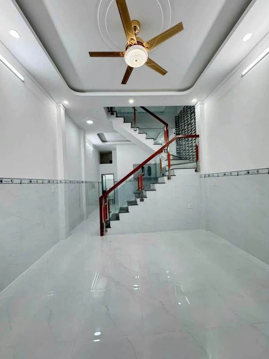 Bán nhà 1 trệt 1 lầu 52m² 3PN đường Bình Chuẩn 63, Thuận An, Bình Dương giá 2,7 tỷ - Ảnh 1