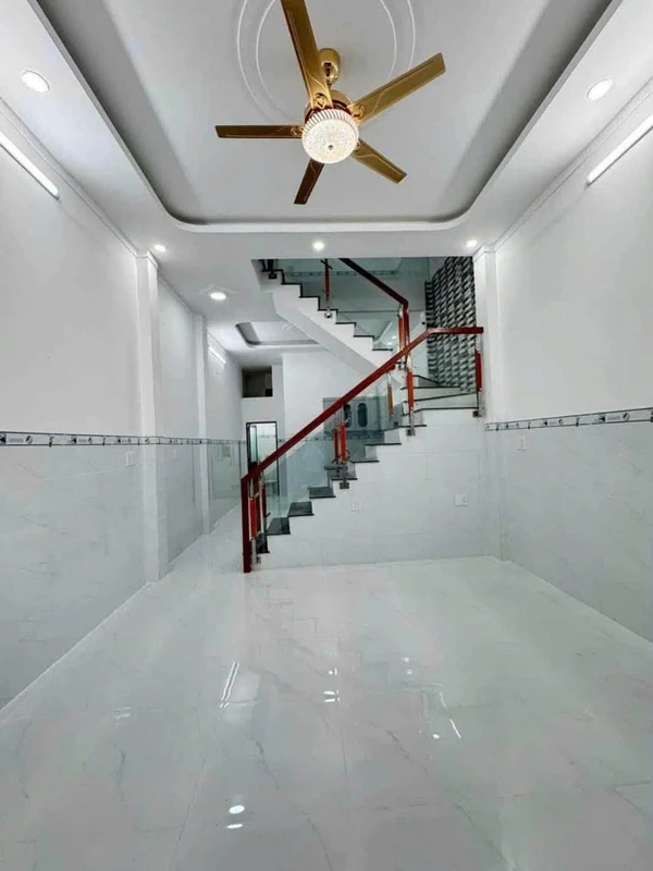 Bán nhà 1 trệt 1 lầu 52m² 3PN đường Bình Chuẩn 63, Thuận An, Bình Dương giá 2,7 tỷ