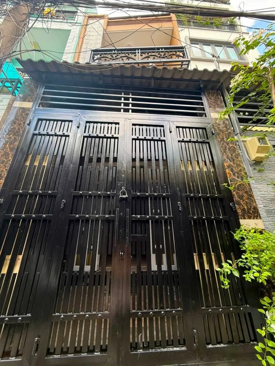 Bán nhà hẻm Trần Thủ Độ, Tân Phú, 67m2, 2 phòng, 3,95 tỷ - Ảnh 1