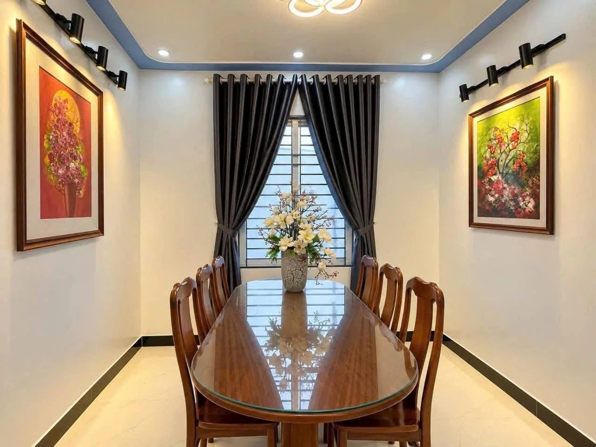 Bán nhà 2 tầng full nội thất 73m2 Bạch Đằng Huế - Ảnh thu nhỏ 4