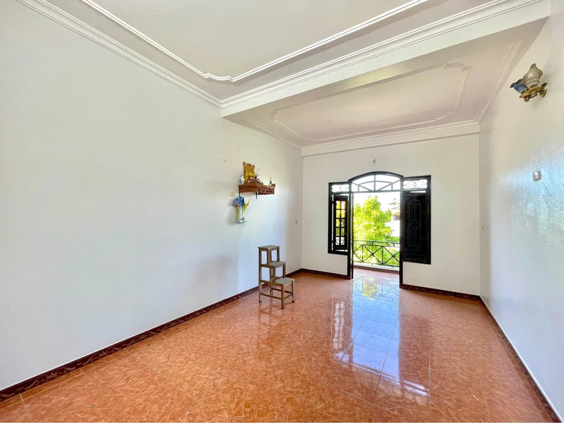 Nhà bán 3 tầng, 60m² Lạc Long Quân, Quận 7
