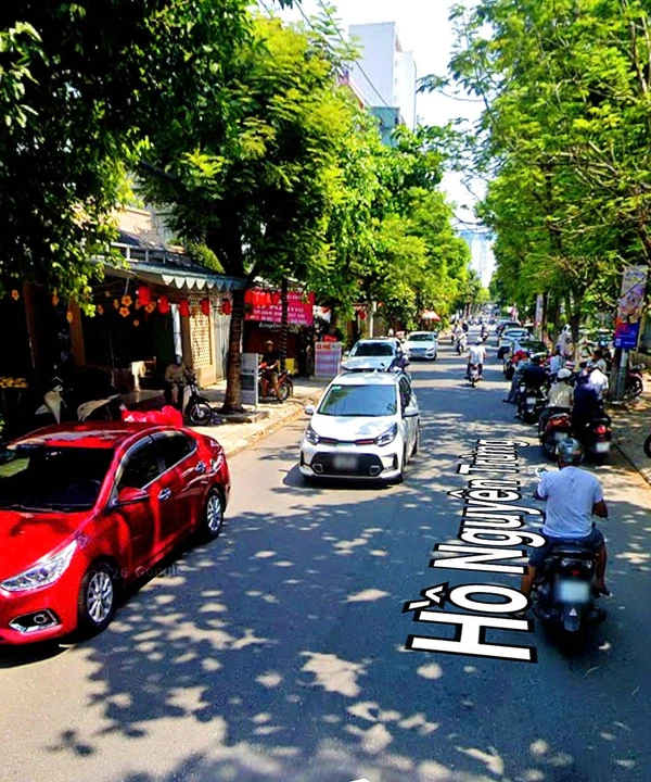 Bán nhà 4 tầng 8 phòng mặt tiền 103m2, Đà Nẵng