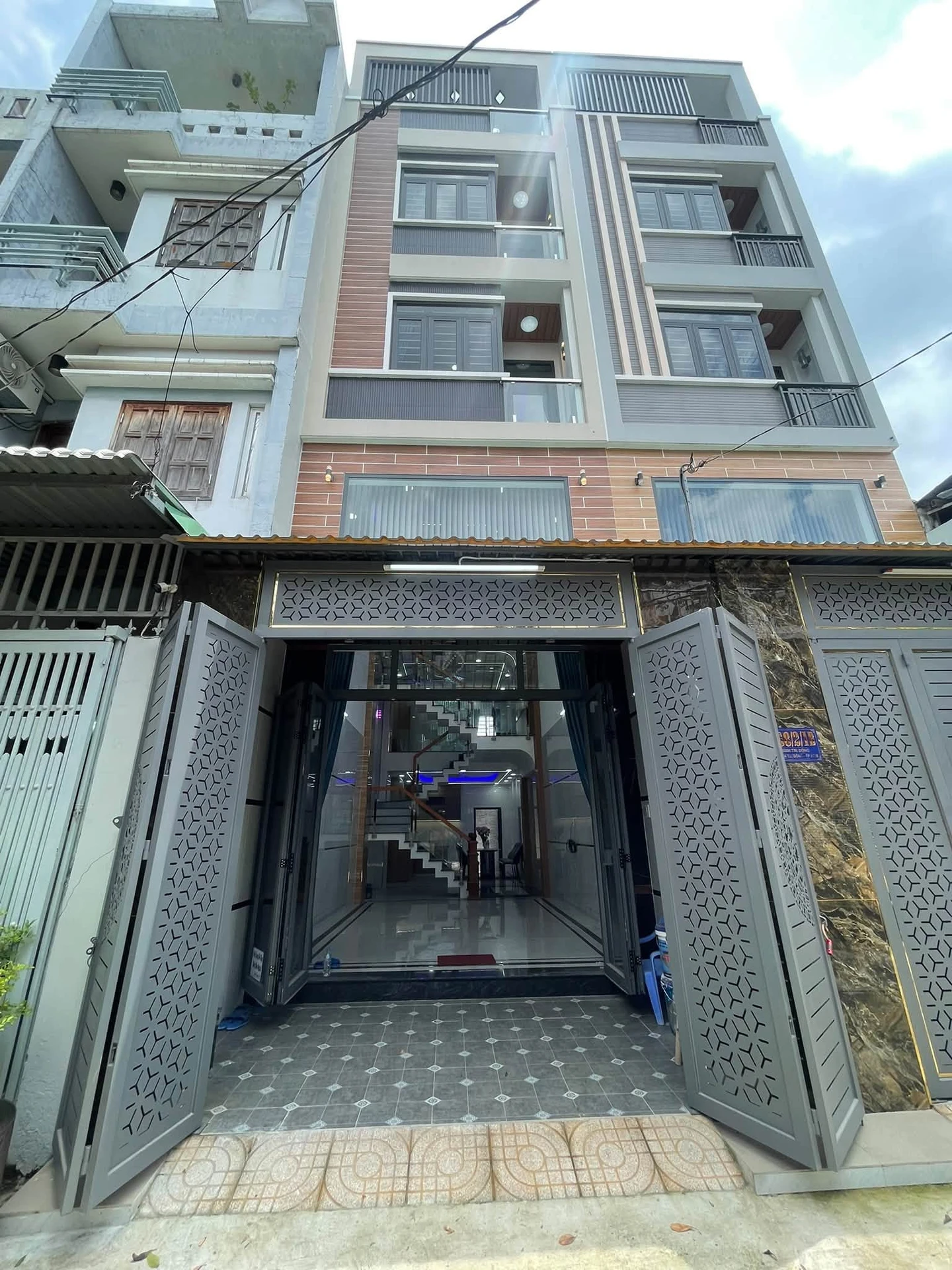 Bán nhà 4x14 trệt lửng 2 lầu Hương Lộ 2, Bình Trị Đông, Bình Tân, nhỉnh 8 tỷ - Ảnh 1