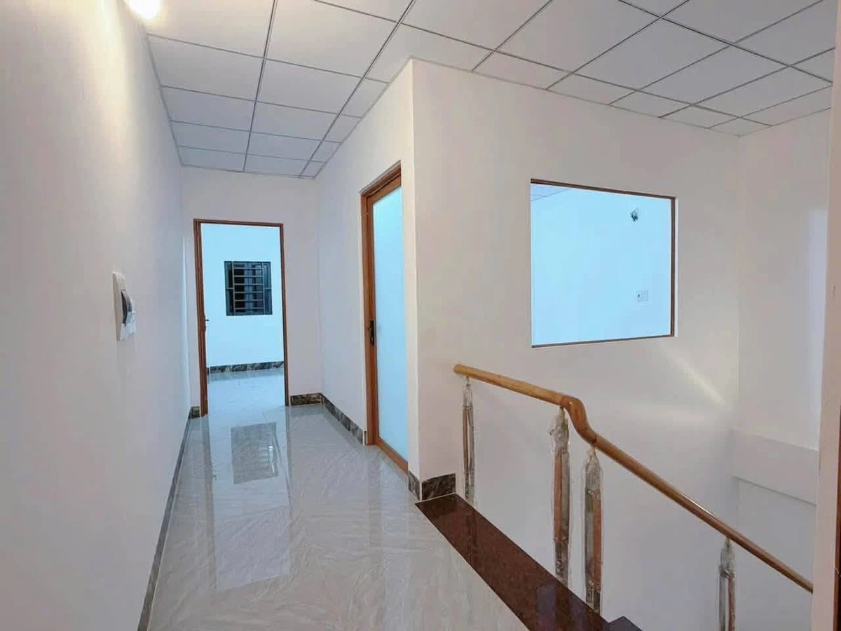 Bán nhà 1 lầu 1 trệt 90m² 3PN gần chợ Quang Thắng - Ảnh thu nhỏ 4