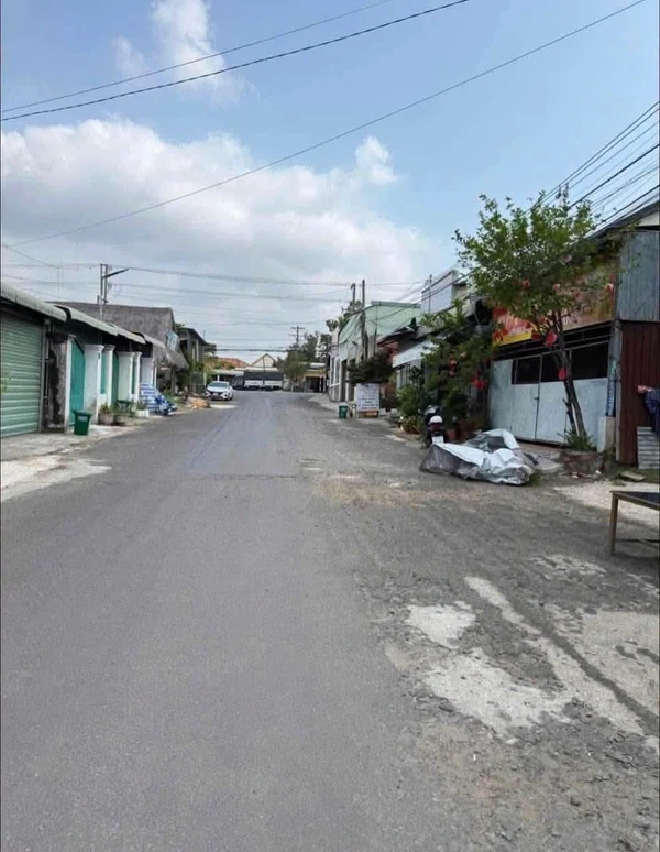 Bán nhà Tân Xuân Đồng Xoài Bình Phước 92m2 hướng Tây