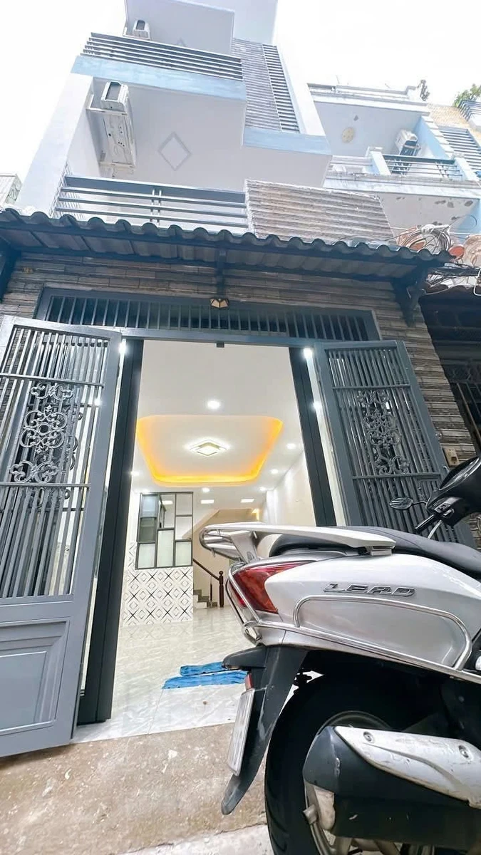 Bán nhà 4 tầng Q4, 90.6m2, 3PN, 5.3 tỷ - Ảnh thu nhỏ 2
