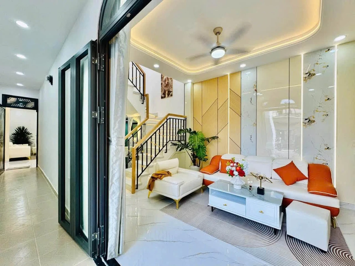 Bán nhà 2 tầng 70,3m² 4PN 4WC Quang Trung Gò Vấp - Ảnh 1