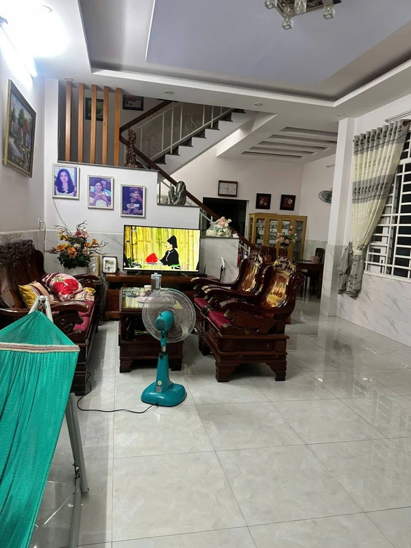 Bán nhà mặt đường Đào Duy Anh Nha Trang 90m2