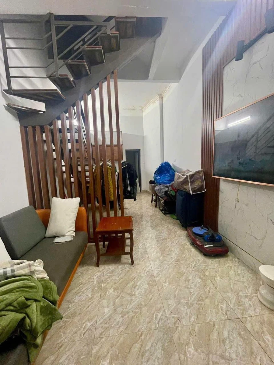 Bán nhà 3 tầng 3 PN 30m² Bạch Đằng trên 2 tỷ - Ảnh thu nhỏ 3