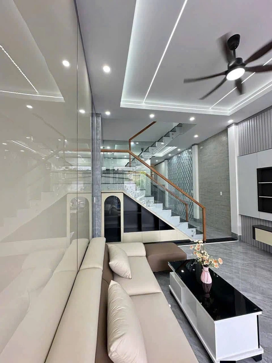 Bán nhà lầu 3 phòng ngủ Tân Phú, diện tích 71.4m2, giá 3.85 tỷ - Ảnh thu nhỏ 5