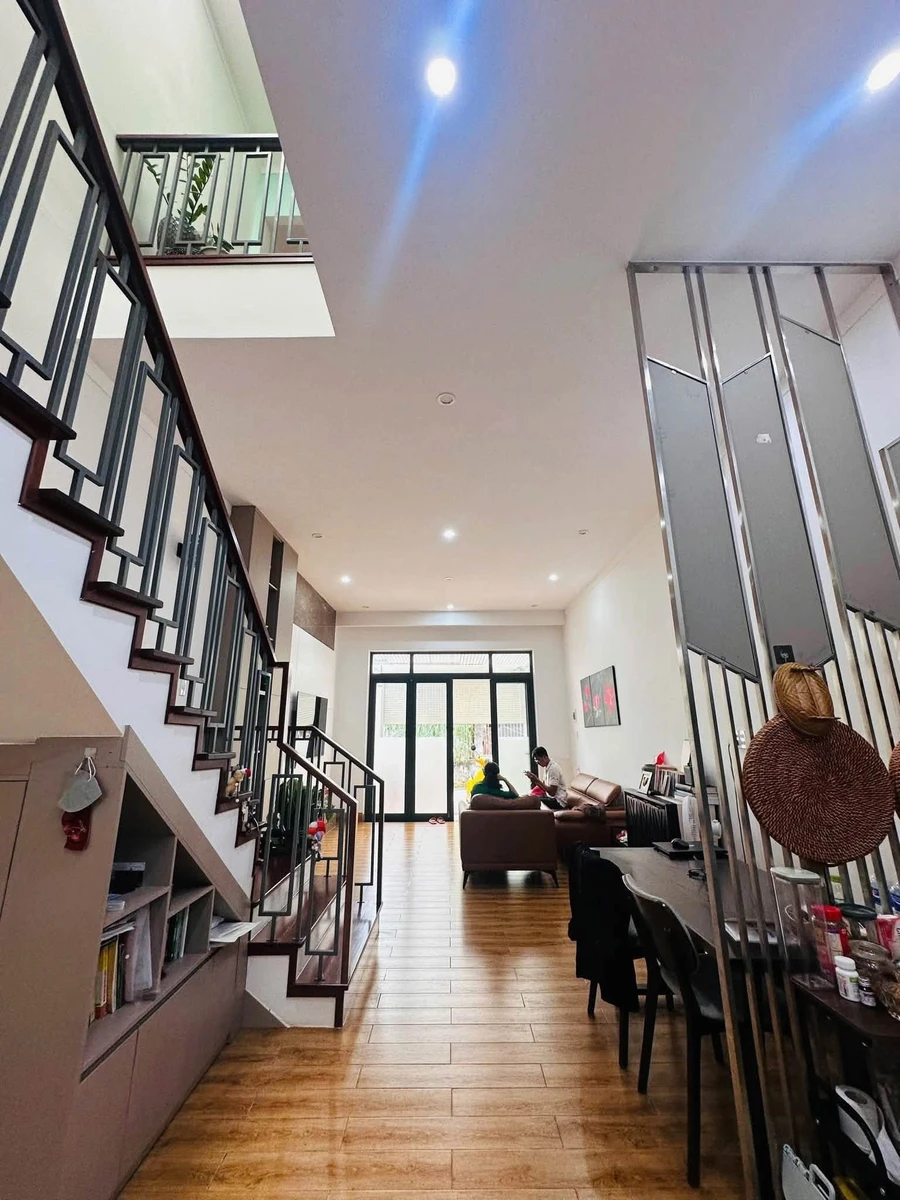 Bán nhà 2 phòng 1 trệt 1 lầu 102m2 hẻm Trương Công Định - Ảnh thu nhỏ 4