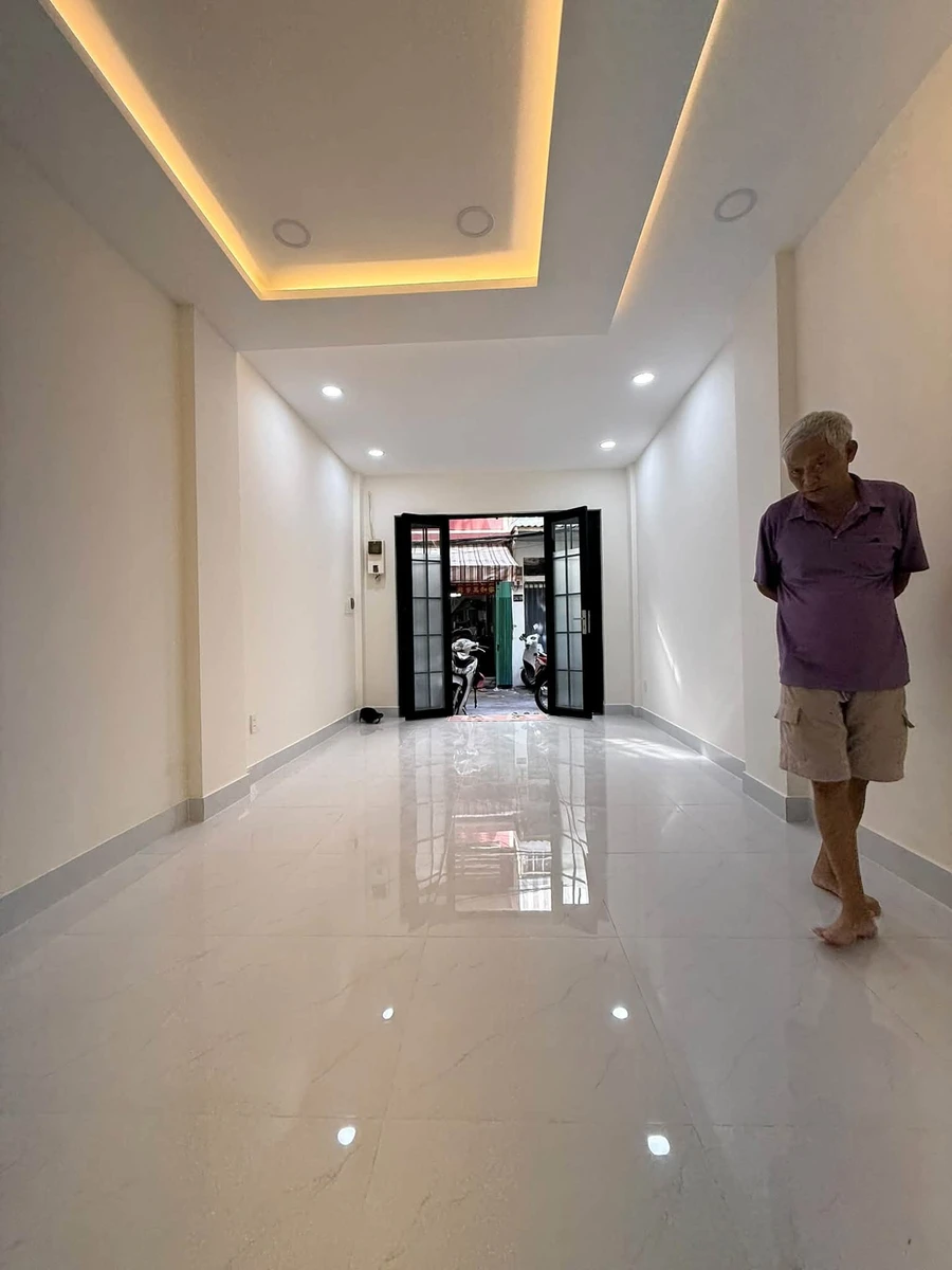 Cho thuê nhà nguyên căn 2PN 35m² Nguyễn Đình Chiểu, Quận 3 - Ảnh 1