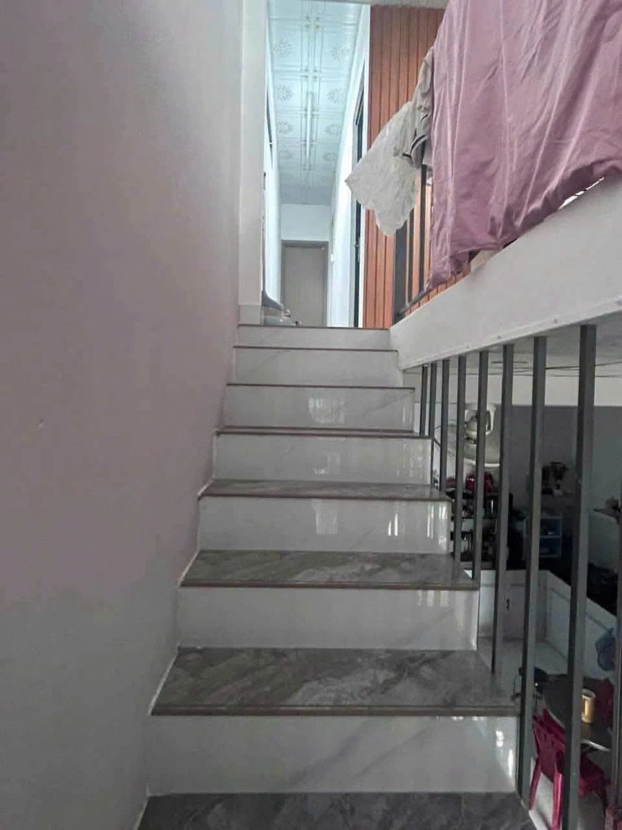 Bán nhà gác lửng 3PN 80m² Bình Tân 650 triệu - Ảnh thu nhỏ 3