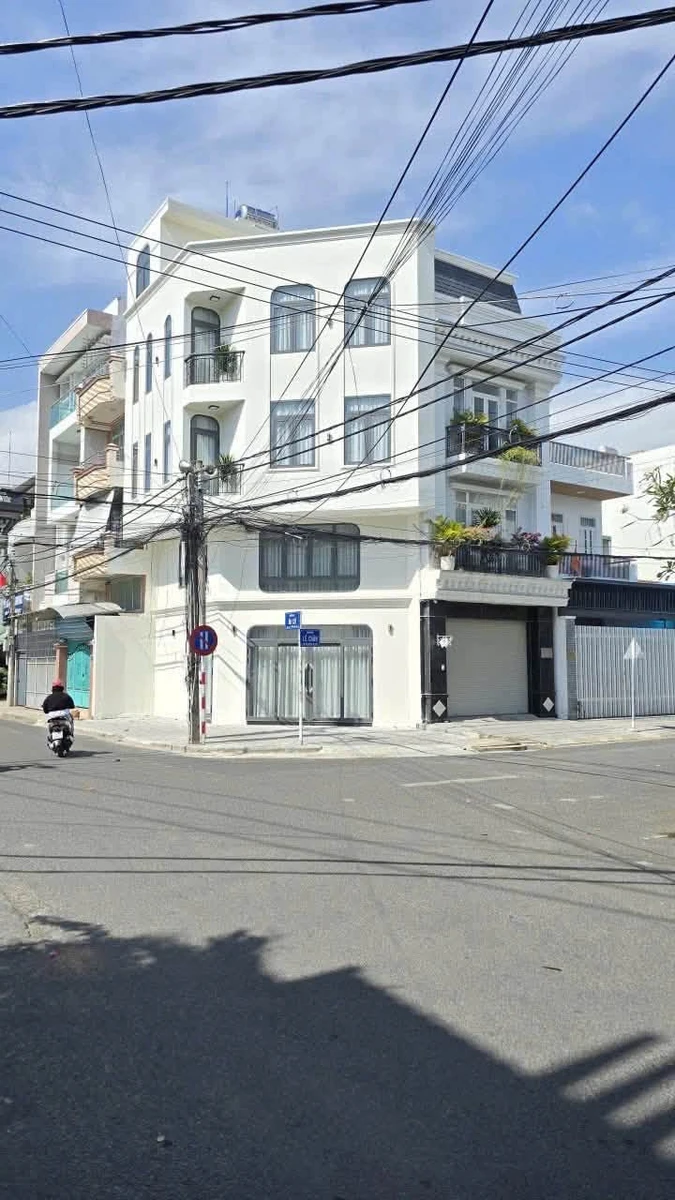Bán nhà góc 2 mặt tiền 4 tầng 140m2 Nha Trang - Ảnh thu nhỏ 2