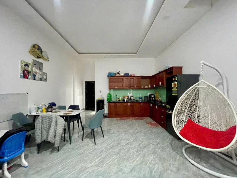 Bán nhà kiên cố 125m2 đường 4m ô tô thông, sổ hồng, gần trung tâm thành phố Đà Nẵng