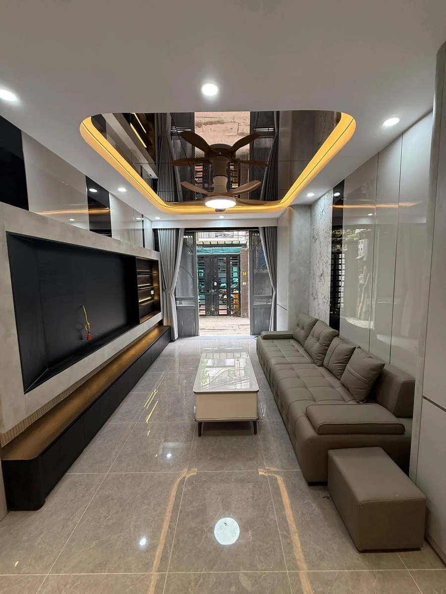 Nhà phố bán Quan Nhân Thanh Xuân, 38m², 5 tầng, 10,8 tỷ - Ảnh thu nhỏ 2