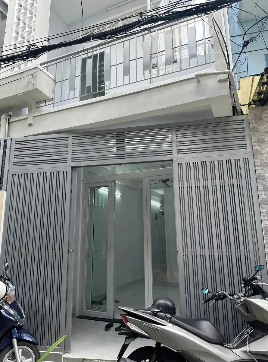 Cho thuê nhà Nguyễn Tri Phương Q10, 31.5m², 2PN, 13 triệu/tháng - Ảnh 1