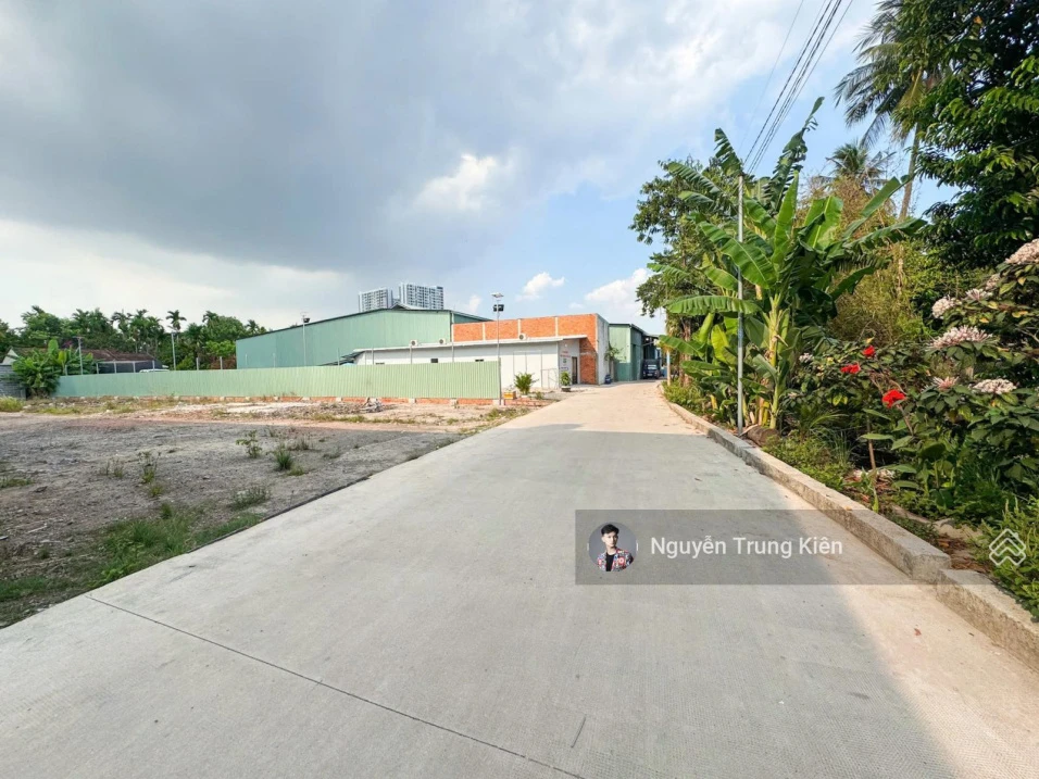 1/ Sông SG - 200m2 (10.28 x 19.49m) - thổ cư 120m2, Sổ riêng, vuông vức - đường 6m ôtô. Giáp SG - Ảnh thu nhỏ 4