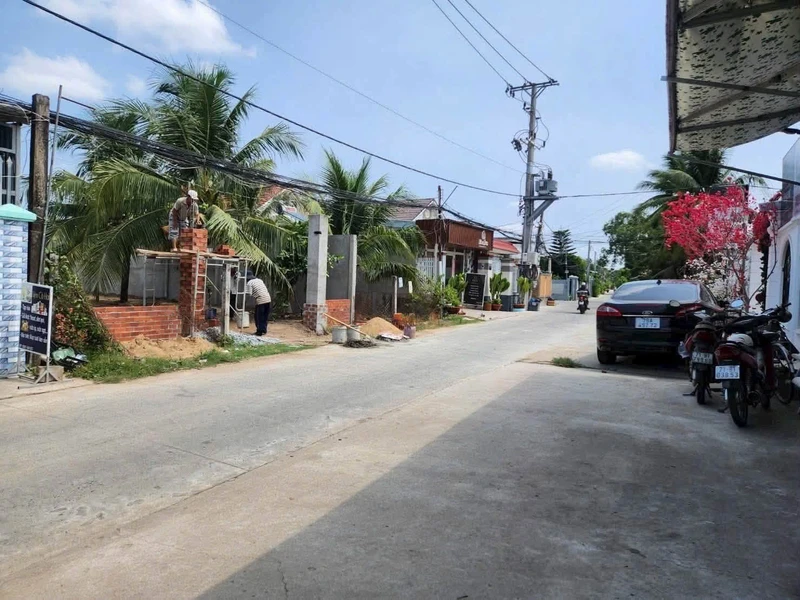 Bán đất mặt tiền Lộ Sân Bia Phú Tân Bến Tre 547m²