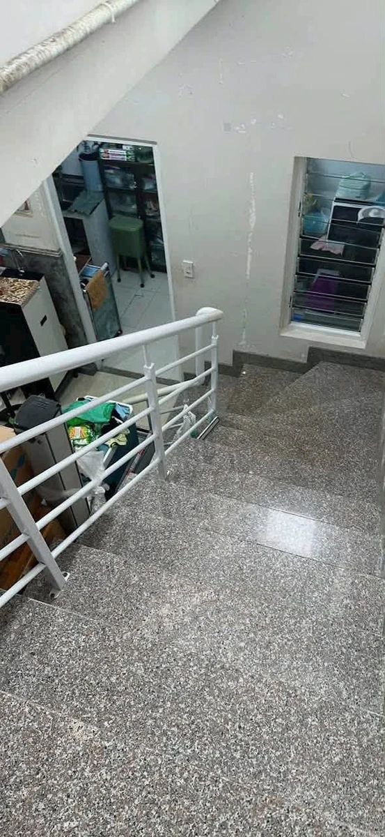 Bán nhà 1 trệt 1 lầu 90m² Trần Bạch Đằng Rạch Giá - Ảnh thu nhỏ 4