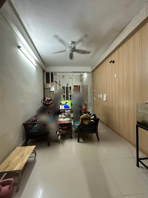 Bán nhà mặt tiền Nguyễn Khoa Chiêm, Huế, 100m2, 3 phòng ngủ, 2.75 tỷ