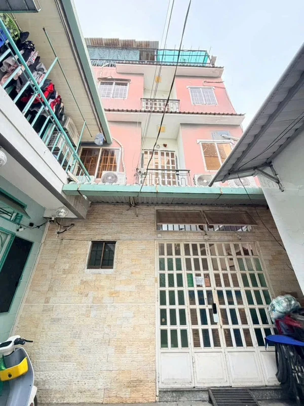 Bán nhà 61m² 7 phòng ngủ Bình Thạnh 6,5 tỷ