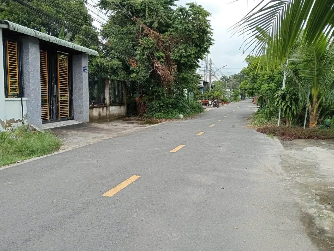 Bán lô đất Phú An 1092m2, giá 3 tỷ 800 triệu - Ảnh 1