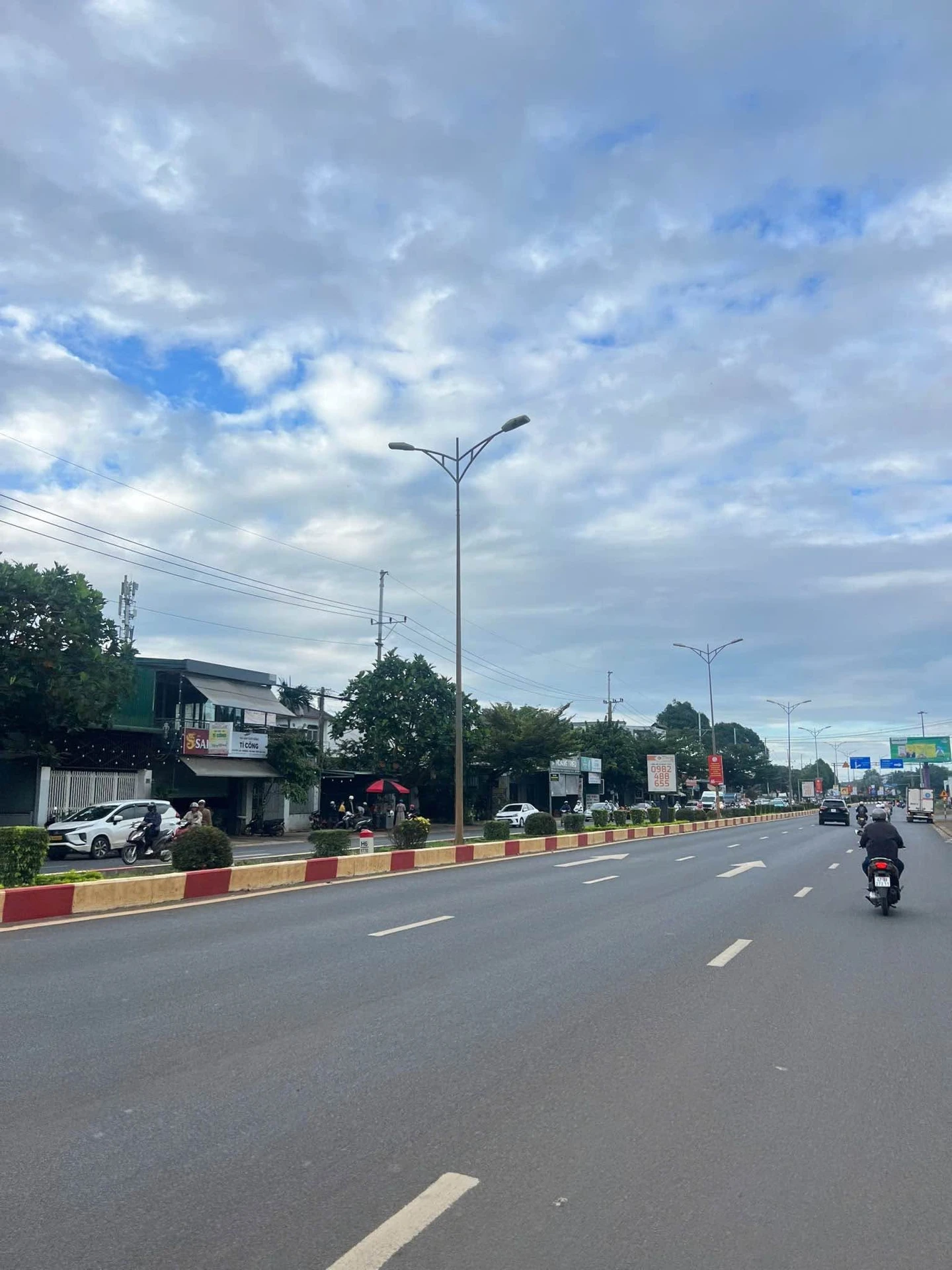 Bán đất nền mặt tiền Nguyễn Văn Linh 12,3x24m, Bình Chánh - Ảnh 1
