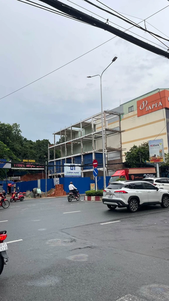 Bán shophouse 2 mặt tiền Đồng Khởi, 800m² sàn, thu nhập 1 tỷ/năm - Ảnh thu nhỏ 5