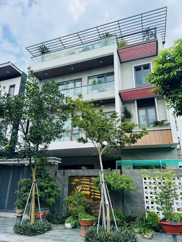 Bán biệt thự 3 tầng 200m2 khu cao cấp Đỉnh Long Hà Đông