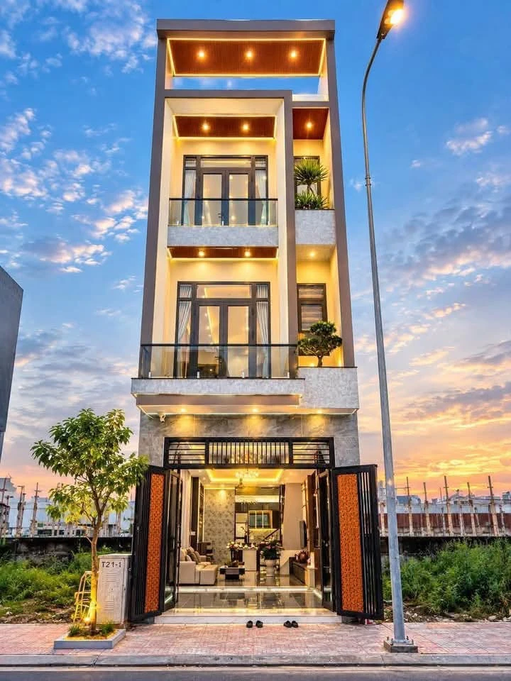 Bán nhà phố 3 tầng 72m² full nội thất, Phường An Phú, Thuận An, giá 5,56 tỷ - Ảnh 1