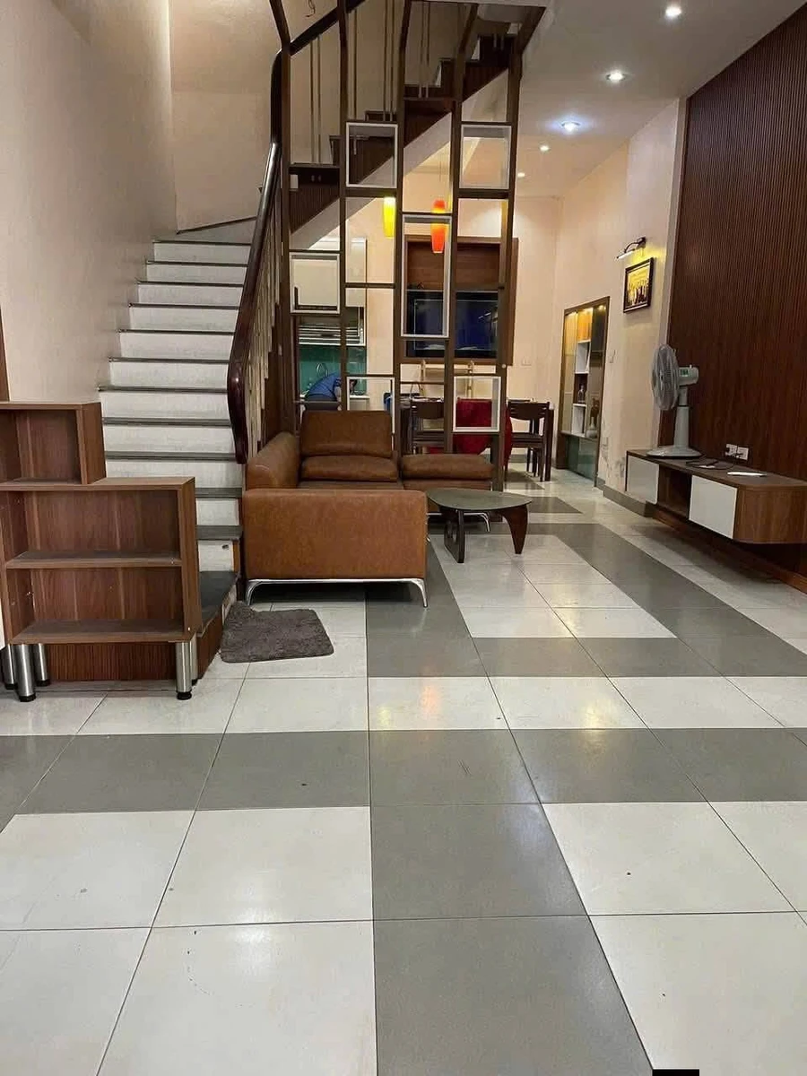 Cho thuê nhà Giải Phóng 42m², 4 tầng 4 phòng ngủ - 9 triệu/tháng - Ảnh 1