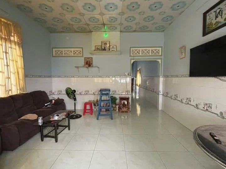 Bán nhà mặt tiền ĐT748 3 PN 315m² An Điền 2.7 tỷ - Ảnh thu nhỏ 2