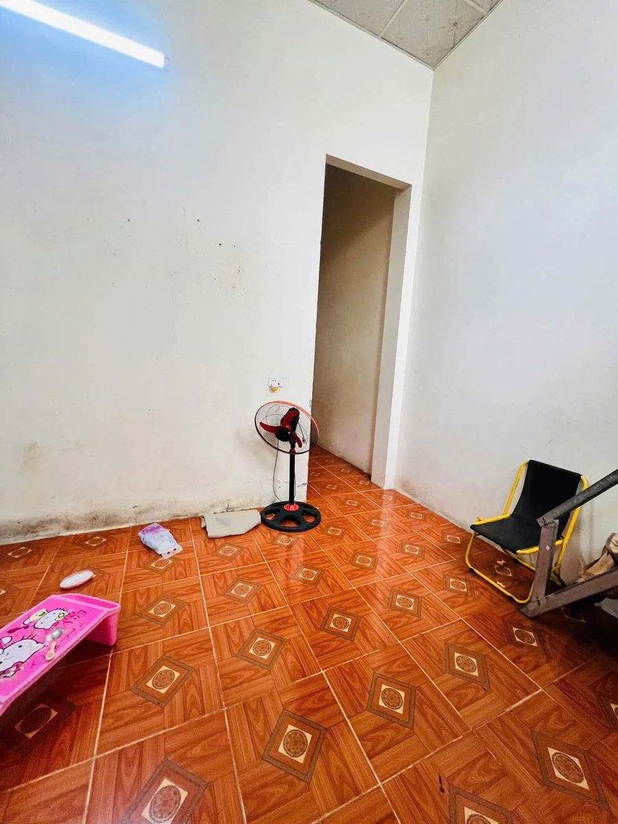 Nhà cấp 4 có gác xếp phố Đàm Quang Trung 90m² 1,78 tỷ - Ảnh thu nhỏ 4