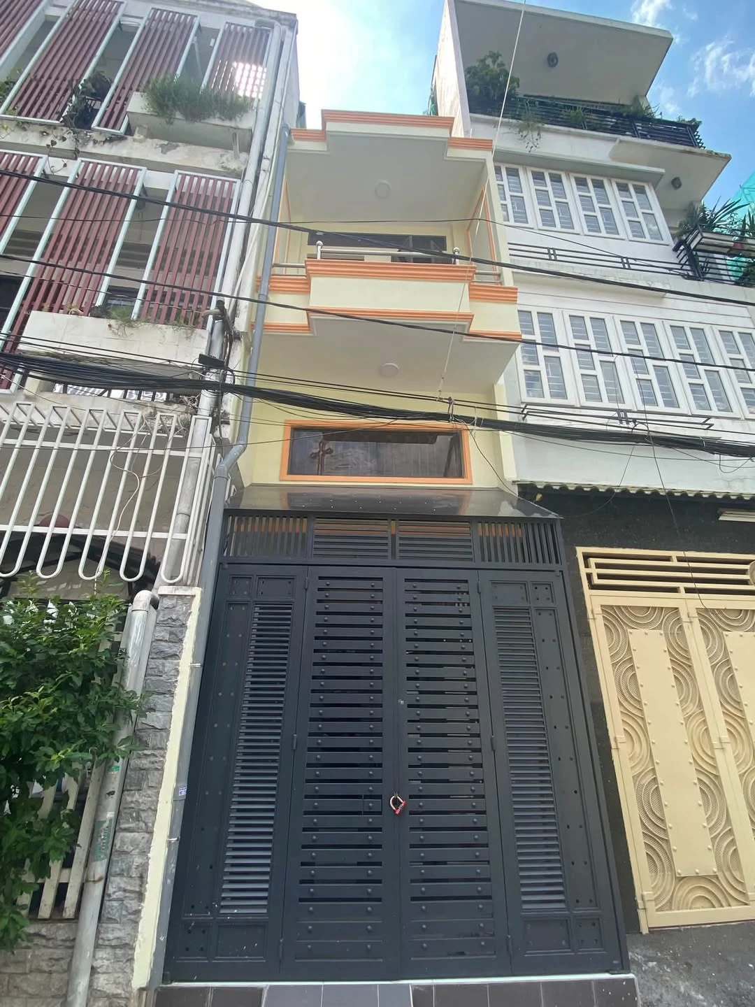 Cho thuê nhà hẻm 30m² 2PN 2WC Huỳnh Văn Bánh Phú Nhuận - Ảnh 1