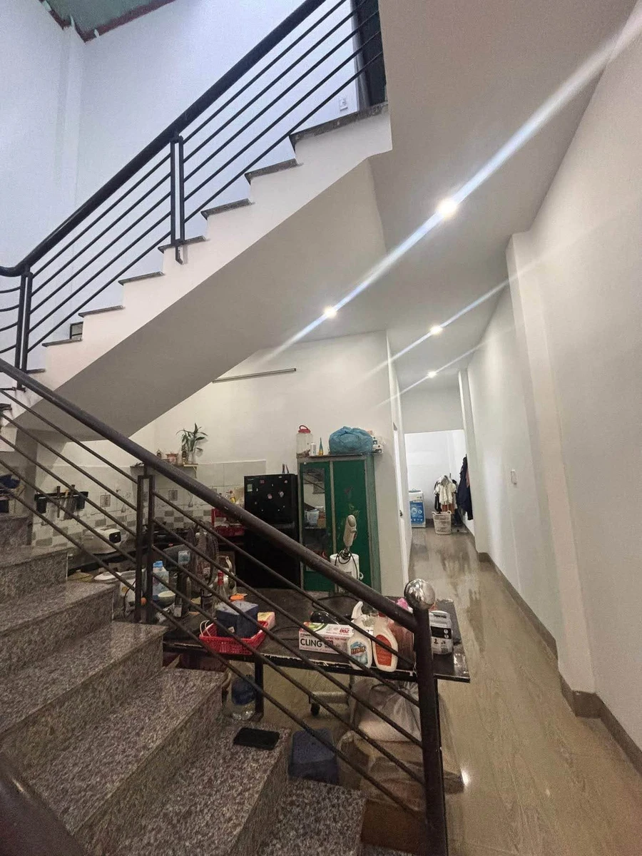 Bán nhà mặt tiền Nơ Trang Gưh, phường Thành Nhất, 4.6x19m, 3 phòng ngủ, giá 4,99 tỷ - Ảnh thu nhỏ 3