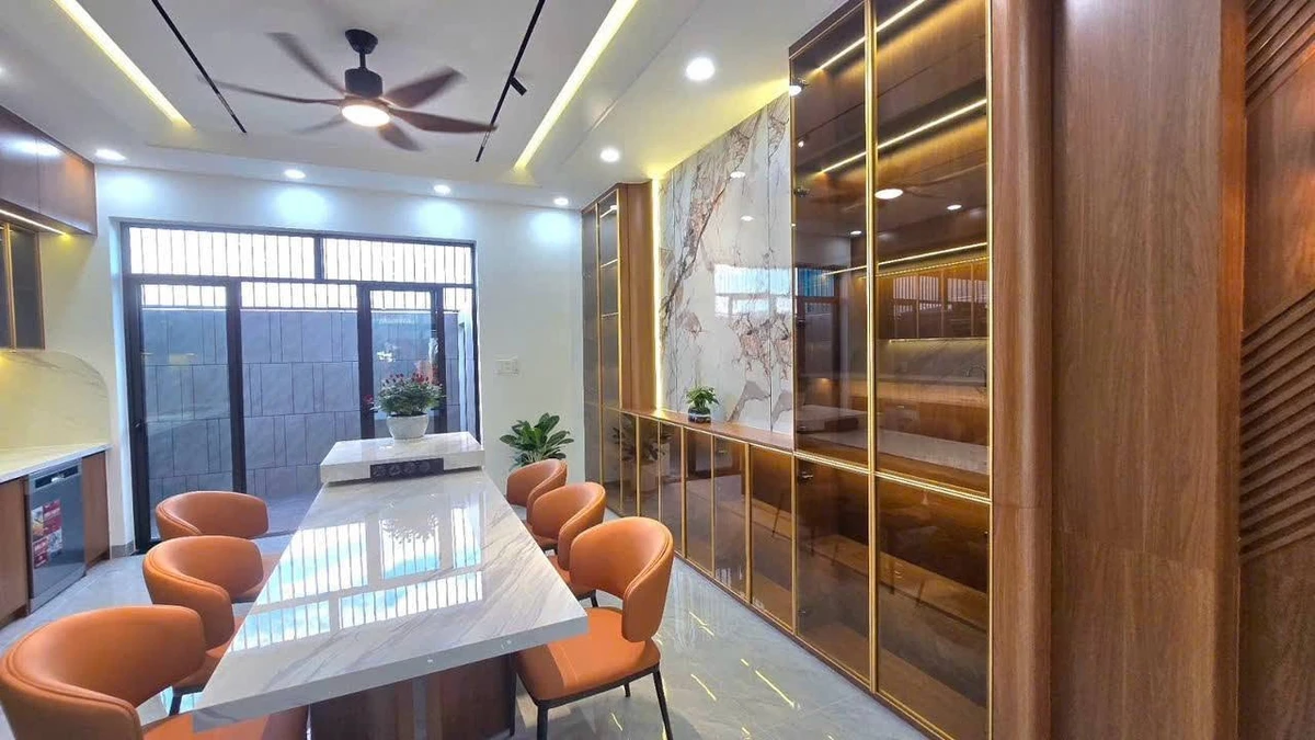 Bán nhà 3 tầng 100m² Nha Trang 9 tỷ 350 - Ảnh thu nhỏ 4