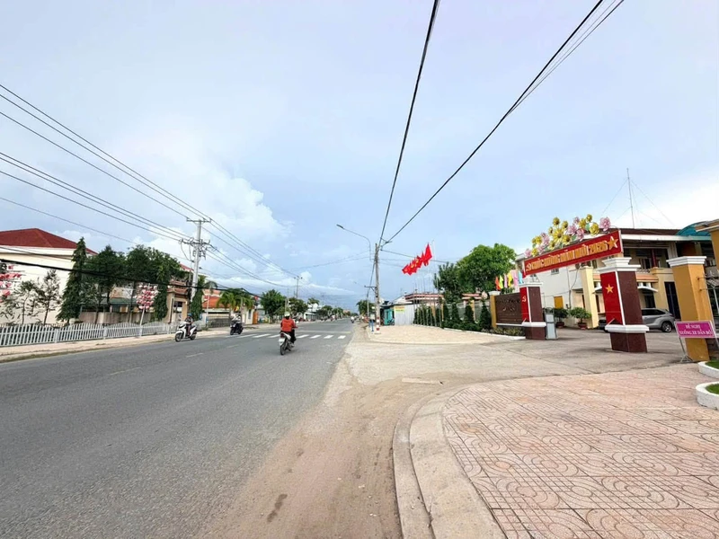 Bán nhà mái hộp 2PN Cần Giuộc Long An 94.5m²