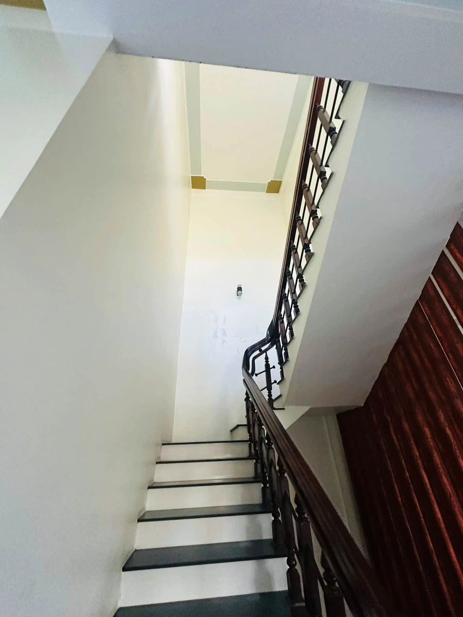 Bán nhà 3 tầng 102m² dưới 3 tỷ Quang Trung - Ảnh thu nhỏ 3