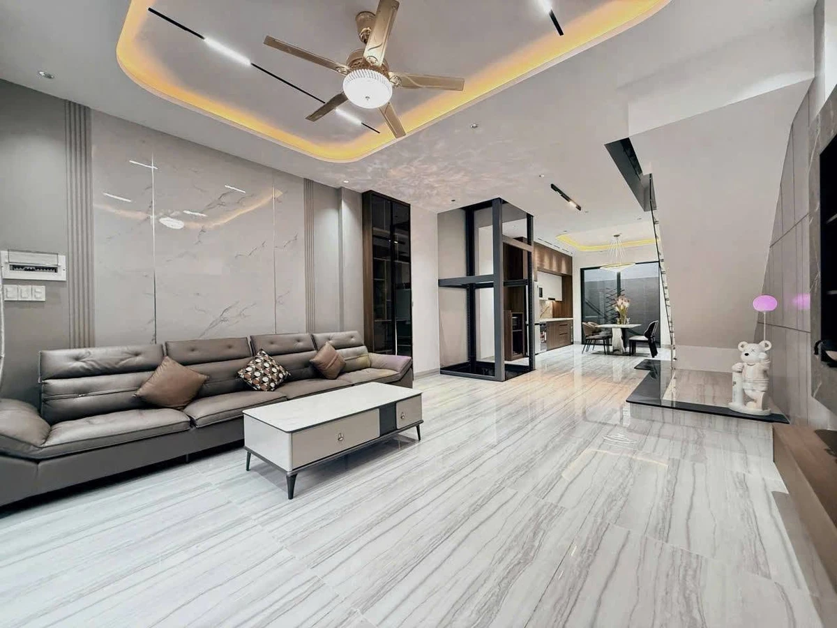 Bán nhà Mỹ Gia 100m² 4PN có thang máy, Tân Bình - Ảnh thu nhỏ 3