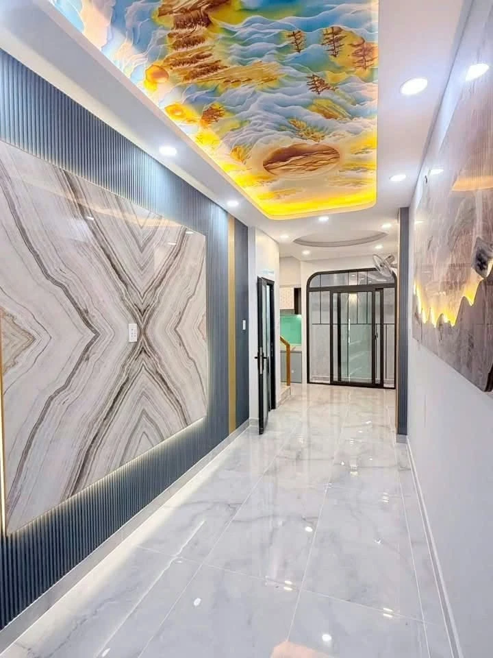 Bán nhà 2 tầng 53m2, 2 phòng ngủ Quận 4 - 3 tỷ 99 triệu - Ảnh thu nhỏ 3
