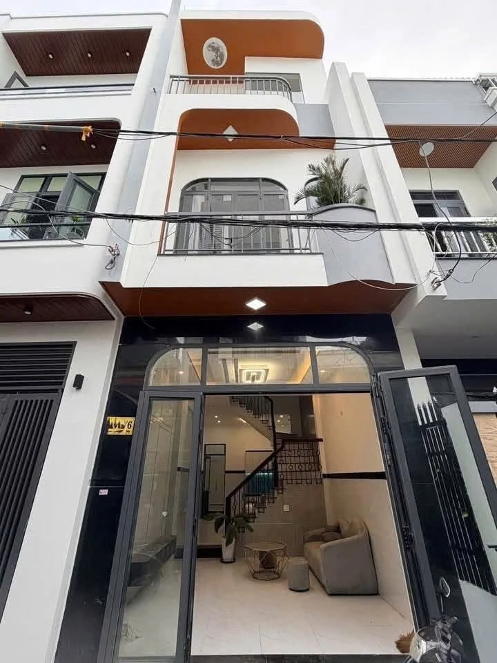 Bán nhà hẻm 3 tầng 46.7m² Hoàng Văn Thụ Quy Nhơn - Ảnh 1